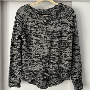 Black/grey sweater high/low front/back